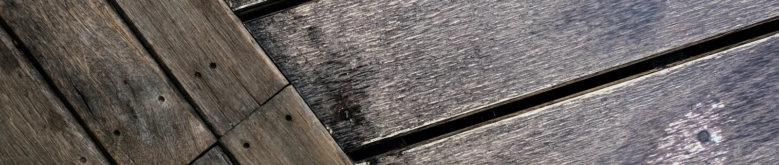 Choosing the right deck board width